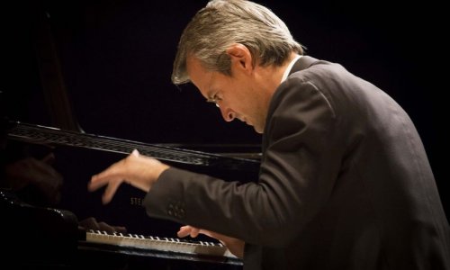 Luis Fernando Pérez debuta en el Palau de la Música con "Goyescas"