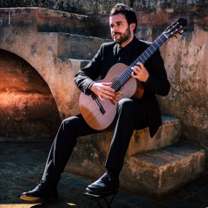 Pedro Rojas-Ogáyar: "Joaquín Rodrigo es el Beethoven de la guitarra"