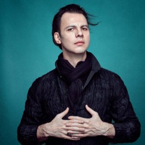 Teodor Currentzis visitará La Filarmónica la próxima temporada, con "La canción de la tierra" de Mahler