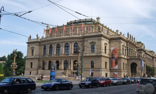 El coronavirus covid19 se extiende en la Ópera de Praga, con 15 empleados infectados en total